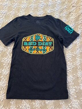 Red Dirt Hat Company Free Rein T-Shirt – Men’s Size Small